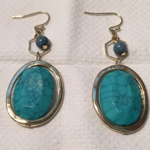 ‘Retro’ Earrings - Picture 3 of 5